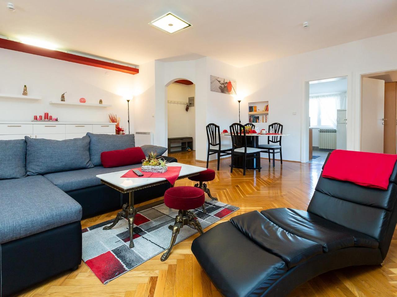 Nada Apartment โปเรช ภายนอก รูปภาพ